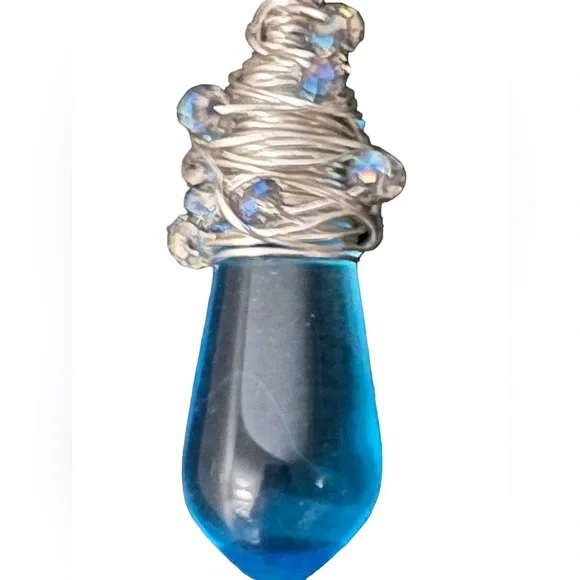 N210 Sterling 925 wire and chain on large laboradite wrapped blue agate pendant - Picture 4 of 5